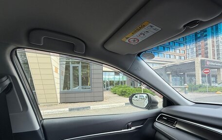 Toyota Camry, 2020 год, 2 750 000 рублей, 18 фотография