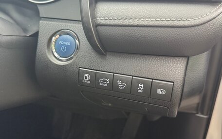 Toyota Camry, 2020 год, 2 750 000 рублей, 24 фотография