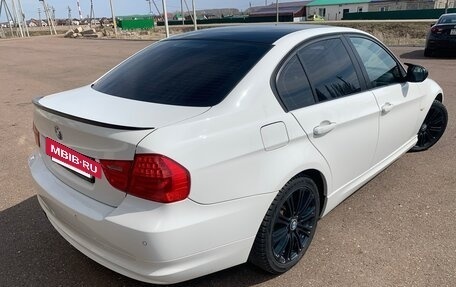BMW 3 серия, 2010 год, 913 000 рублей, 4 фотография