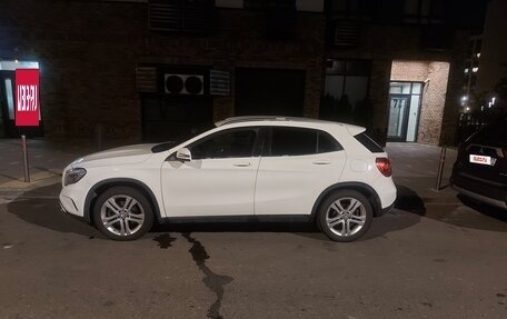 Mercedes-Benz GLA, 2015 год, 1 620 000 рублей, 2 фотография