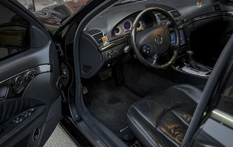 Mercedes-Benz E-Класс, 2004 год, 880 000 рублей, 8 фотография