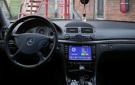 Mercedes-Benz E-Класс, 2004 год, 880 000 рублей, 10 фотография