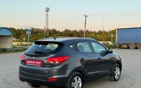 Hyundai ix35 I рестайлинг, 2010 год, 1 250 000 рублей, 5 фотография