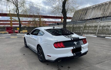 Ford Mustang VI рестайлинг, 2022 год, 3 670 000 рублей, 5 фотография