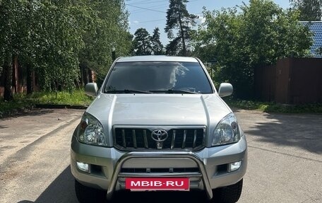 Toyota Land Cruiser Prado 120 рестайлинг, 2008 год, 2 150 000 рублей, 2 фотография