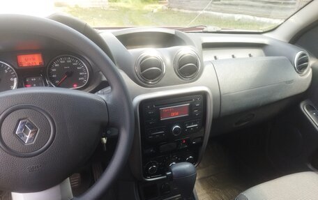 Renault Duster I рестайлинг, 2014 год, 1 000 000 рублей, 6 фотография