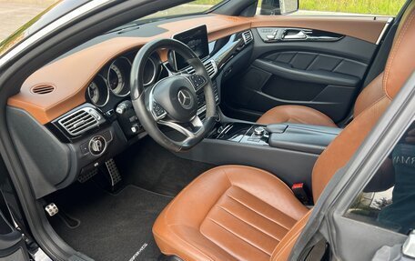 Mercedes-Benz CLS, 2017 год, 2 950 000 рублей, 2 фотография