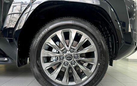 Toyota Land Cruiser, 2024 год, 13 000 000 рублей, 10 фотография