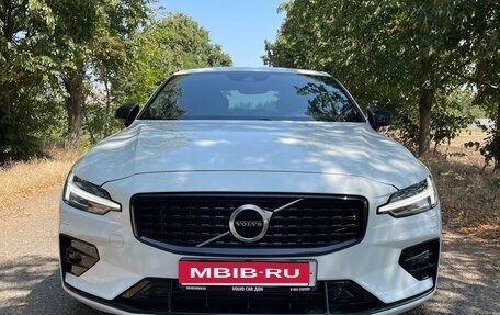 Volvo S60 III, 2020 год, 3 000 000 рублей, 1 фотография