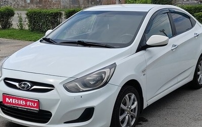 Hyundai Solaris II рестайлинг, 2012 год, 661 000 рублей, 1 фотография