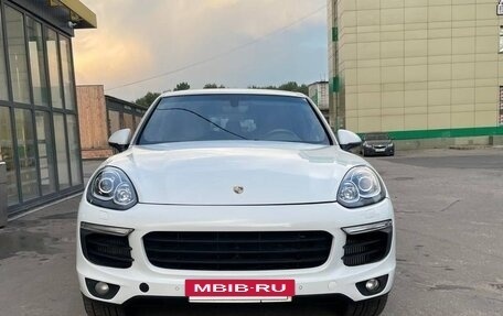 Porsche Cayenne III, 2015 год, 2 850 000 рублей, 3 фотография