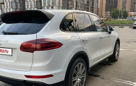 Porsche Cayenne III, 2015 год, 2 850 000 рублей, 8 фотография