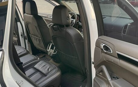 Porsche Cayenne III, 2015 год, 2 850 000 рублей, 18 фотография