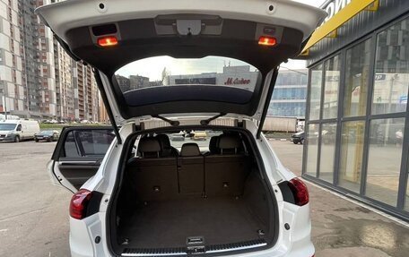 Porsche Cayenne III, 2015 год, 2 850 000 рублей, 14 фотография