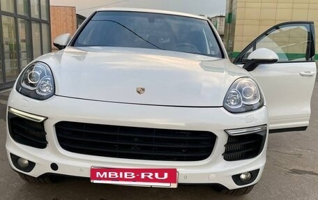 Porsche Cayenne III, 2015 год, 2 850 000 рублей, 36 фотография