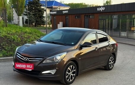 Hyundai Solaris II рестайлинг, 2016 год, 1 300 000 рублей, 2 фотография