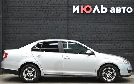 Volkswagen Jetta VI, 2005 год, 610 000 рублей, 5 фотография