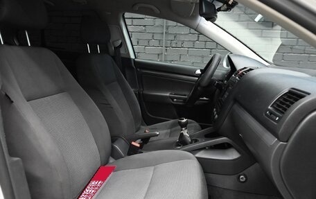 Volkswagen Jetta VI, 2005 год, 610 000 рублей, 9 фотография