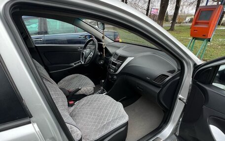 Hyundai Solaris II рестайлинг, 2012 год, 850 000 рублей, 6 фотография
