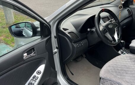 Hyundai Solaris II рестайлинг, 2012 год, 850 000 рублей, 3 фотография