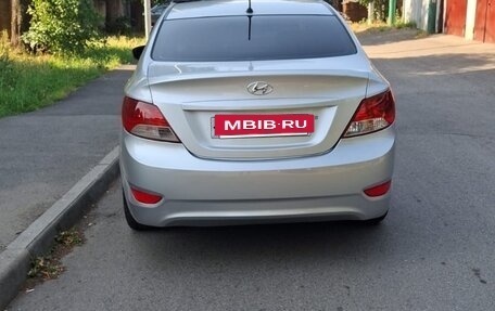 Hyundai Solaris II рестайлинг, 2012 год, 850 000 рублей, 2 фотография