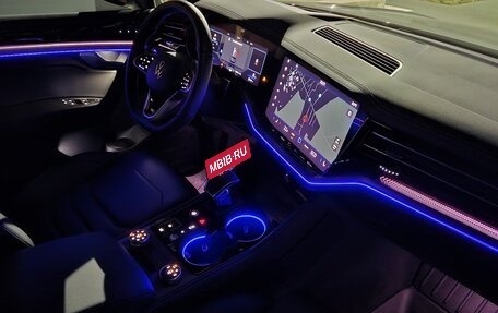 Volkswagen Touareg III, 2023 год, 9 800 000 рублей, 10 фотография