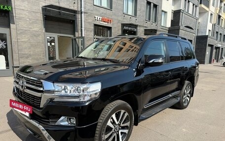 Toyota Land Cruiser 200, 2010 год, 4 250 000 рублей, 2 фотография