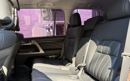 Toyota Land Cruiser 200, 2010 год, 4 250 000 рублей, 6 фотография