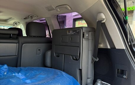 Toyota Land Cruiser 200, 2010 год, 4 250 000 рублей, 7 фотография