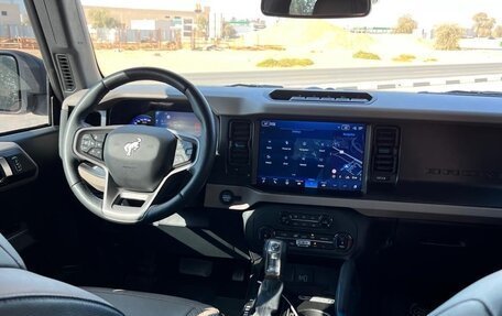 Ford Bronco, 2022 год, 4 400 000 рублей, 30 фотография