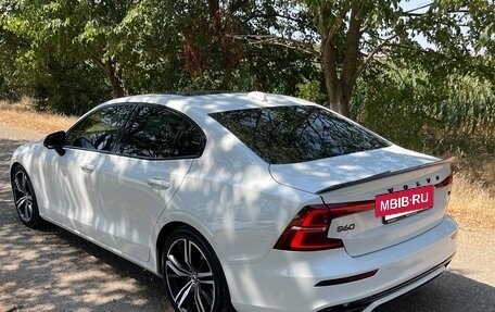 Volvo S60 III, 2020 год, 3 000 000 рублей, 4 фотография