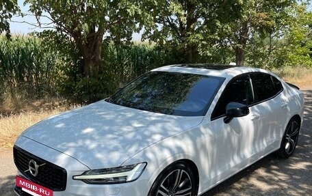 Volvo S60 III, 2020 год, 3 000 000 рублей, 6 фотография