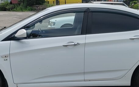 Hyundai Solaris II рестайлинг, 2012 год, 661 000 рублей, 2 фотография