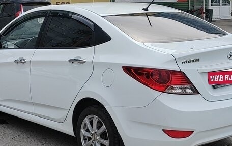 Hyundai Solaris II рестайлинг, 2012 год, 661 000 рублей, 3 фотография