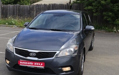 KIA cee'd I рестайлинг, 2010 год, 449 000 рублей, 6 фотография
