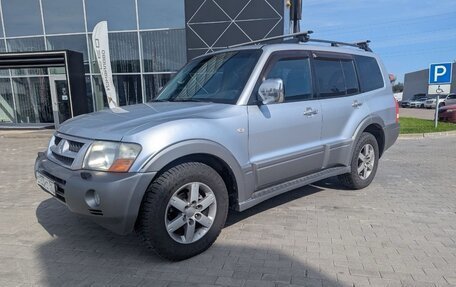 Mitsubishi Pajero III рестайлинг, 2006 год, 990 000 рублей, 2 фотография
