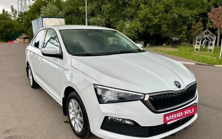 Skoda Rapid II, 2021 год, 1 800 000 рублей, 2 фотография