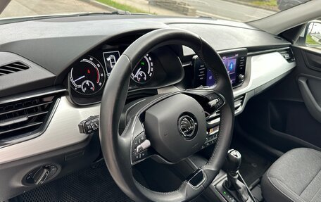Skoda Rapid II, 2021 год, 1 800 000 рублей, 12 фотография