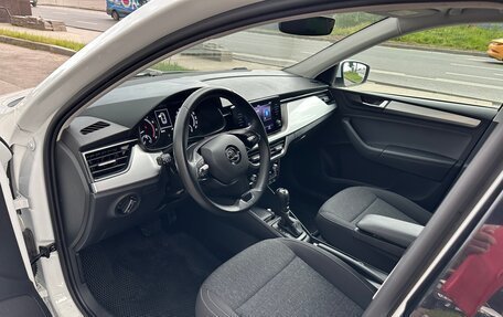 Skoda Rapid II, 2021 год, 1 800 000 рублей, 15 фотография
