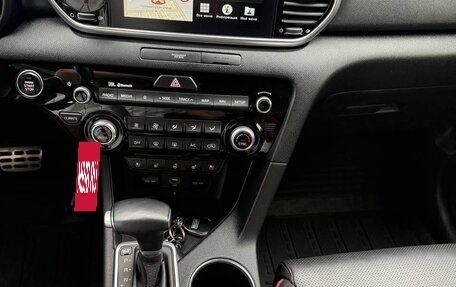 KIA Sportage IV рестайлинг, 2019 год, 2 525 000 рублей, 5 фотография