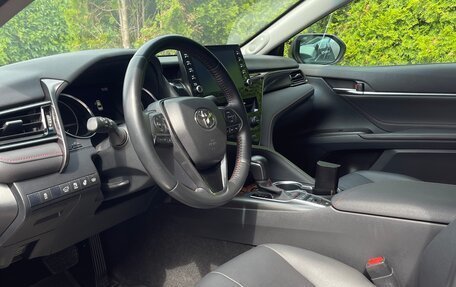 Toyota Camry, 2021 год, 3 800 000 рублей, 5 фотография