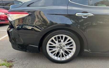 Toyota Camry, 2018 год, 3 100 000 рублей, 9 фотография