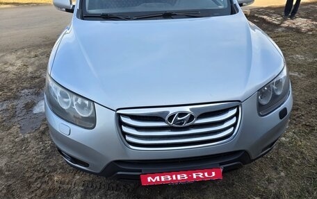 Hyundai Santa Fe III рестайлинг, 2012 год, 1 100 000 рублей, 1 фотография