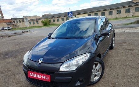 Renault Megane III, 2012 год, 845 000 рублей, 2 фотография