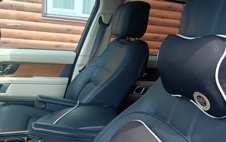 Land Rover Range Rover IV рестайлинг, 2018 год, 6 450 000 рублей, 26 фотография