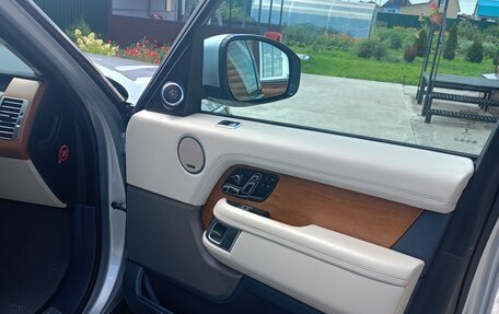 Land Rover Range Rover IV рестайлинг, 2018 год, 6 450 000 рублей, 28 фотография