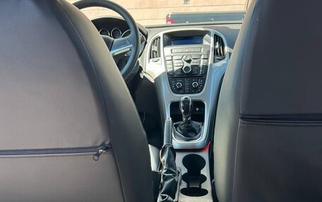 Opel Astra J, 2012 год, 800 000 рублей, 9 фотография