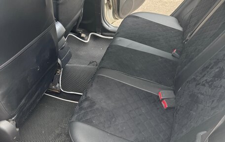 Toyota Matrix, 2002 год, 650 000 рублей, 10 фотография