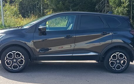 Renault Kaptur I рестайлинг, 2021 год, 1 610 000 рублей, 5 фотография