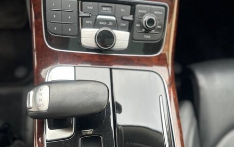 Audi A8, 2013 год, 1 950 000 рублей, 27 фотография